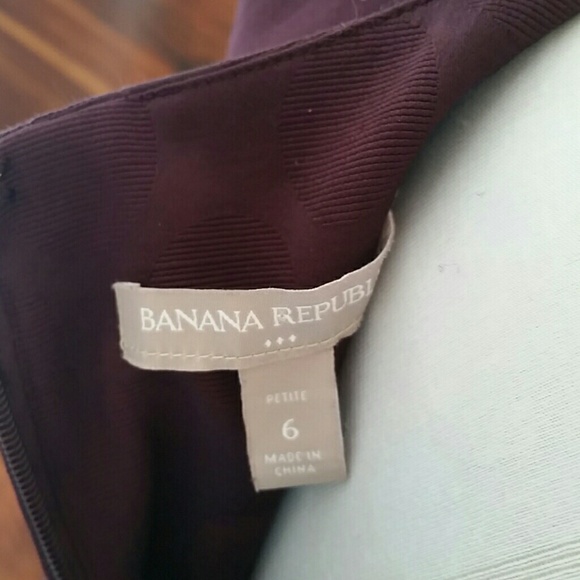 Sleeveless dress eggplant color - Picture 3 of 3